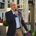 Clarins-Geschäftsführer Stephan Seidel nahm den Excellent Partner Award für Clarins entgegen. Zum 5. Mal in Folge!