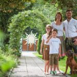 4Familienportrait – Bild Daniel Roos