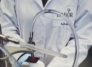 Babor produziert Hand-Desinfektionsmittel