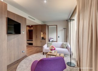 Das Hotel Rebstock in Würzburg unterstützt Hilfe im Kampf gegen Krebs e.V.