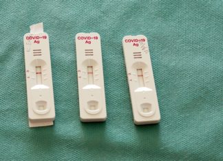 Corona-Schnelltest am Flughafen