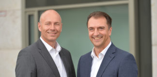 Christian Lorenz (rechts) und Frank Haensel, Geschäftsführung der beauty alliance (Foto: Carlos Albquerque)