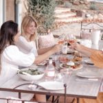 Frauen im Hotel Domaine Mirabeau beim Lunch