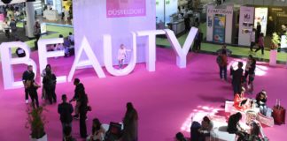 Blick in die Halle bei der Beauty Düsseldorf 2022