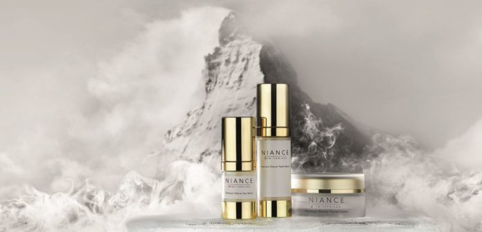 Niance-Produkte vor einer Bergkulisse
