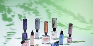 Bunte Flakons unterschiedlicher Parfummarken mit Refills.