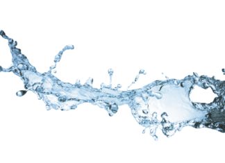 Blauer Wasserstrahl mit weißem Hintergrund