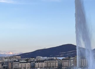 Metropole von Genf mit Fontäne im Vordergrund