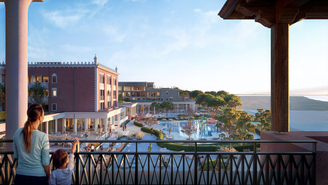 Ansicht vom Balkon auf die Hotelanlage Cavallino Bianco Caorle Venezia