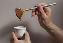 Schoko-Facial mit „Sisis Finest“ Kollagenschokolade