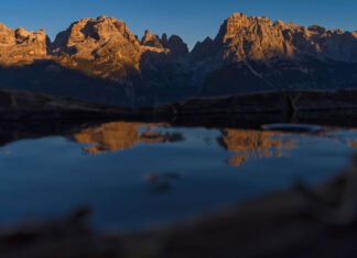 Casa Cook in den Dolomiten Gipfel der Dolomiten von der Abendsonne beschienen