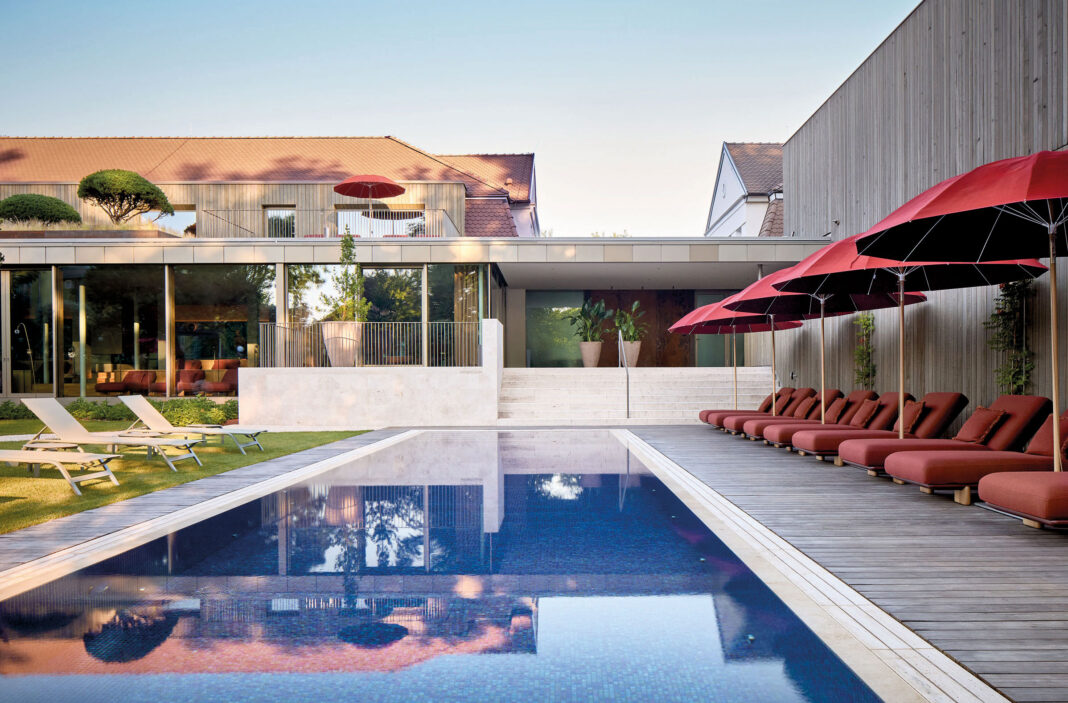Pool_LA-MAISON-hotel-©-S-Rothe-(2)