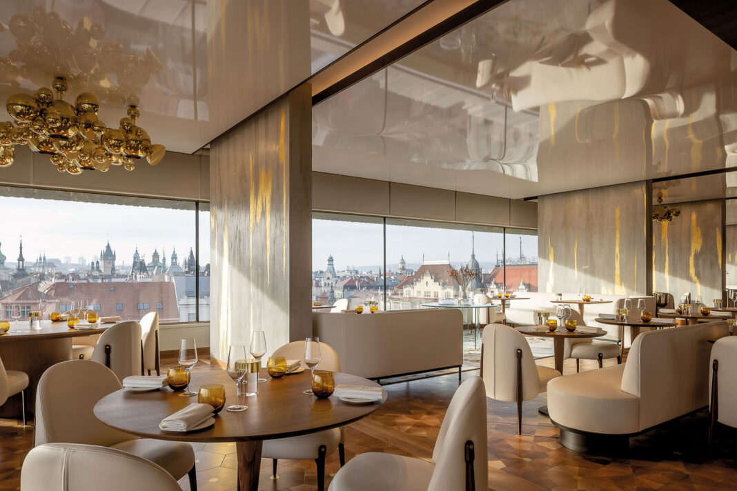 Restaurant-Zlatá-Praha-Fairmont-Golden-Prague-(1)
